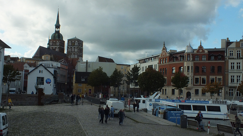 &copy; R.Thiel
10.10.2020 12:55:19
Stralsund 2020
Ostsee-Fotos