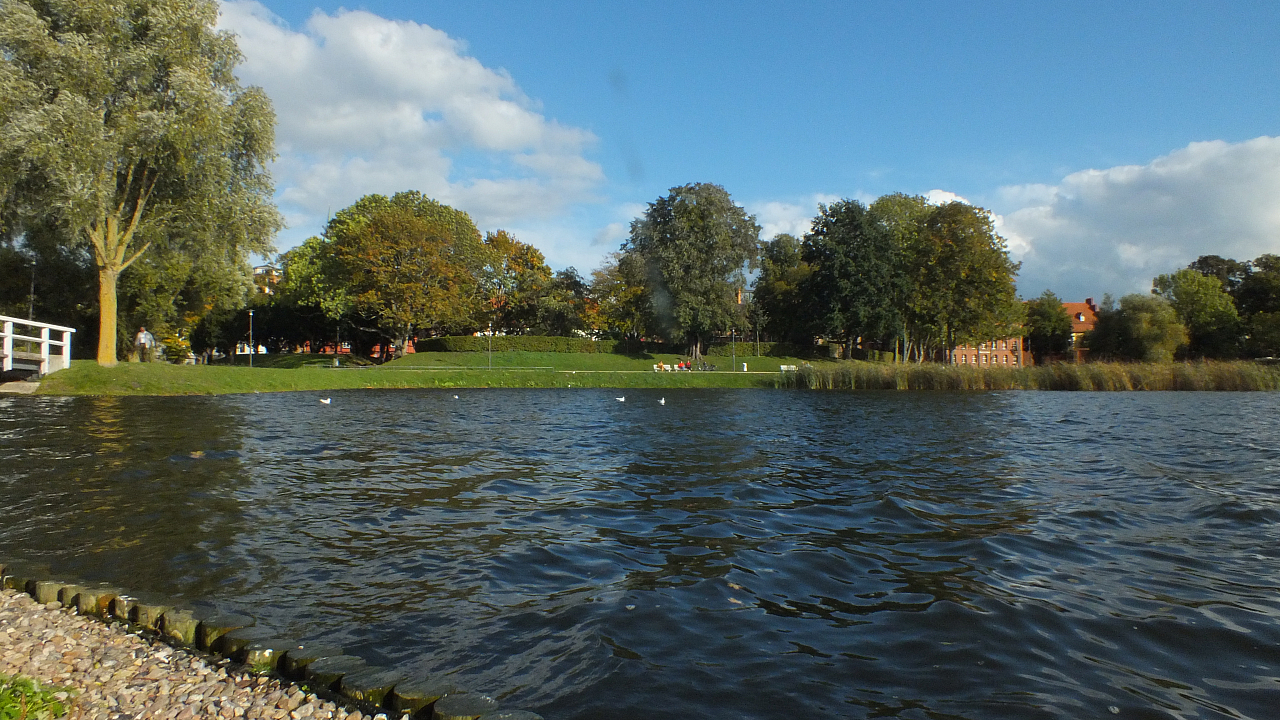 &copy; R.Thiel
10.10.2020 14:20:30
Stralsund 2020
Ostsee-Fotos